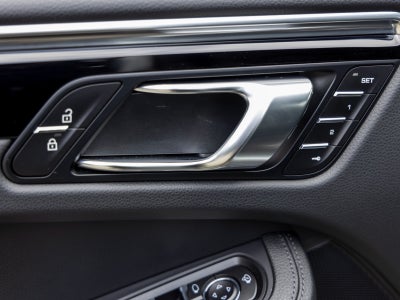 2025 Porsche Macan Macan