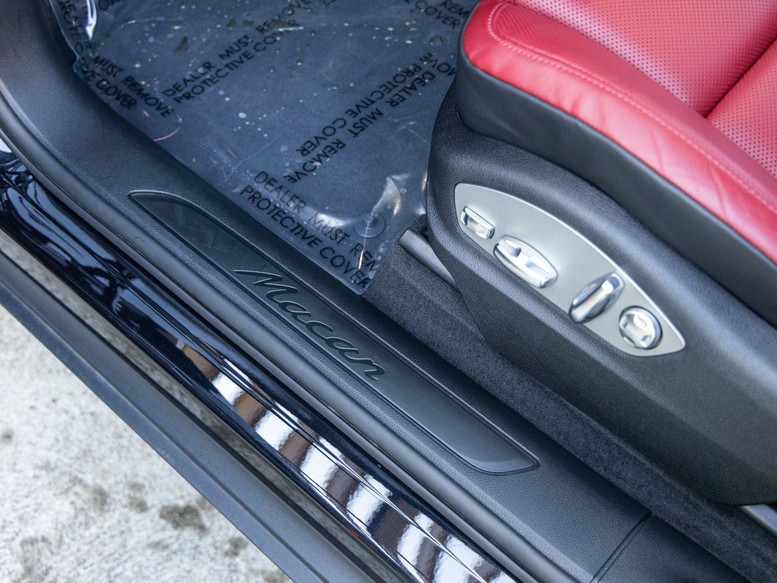 2025 Porsche Macan Macan