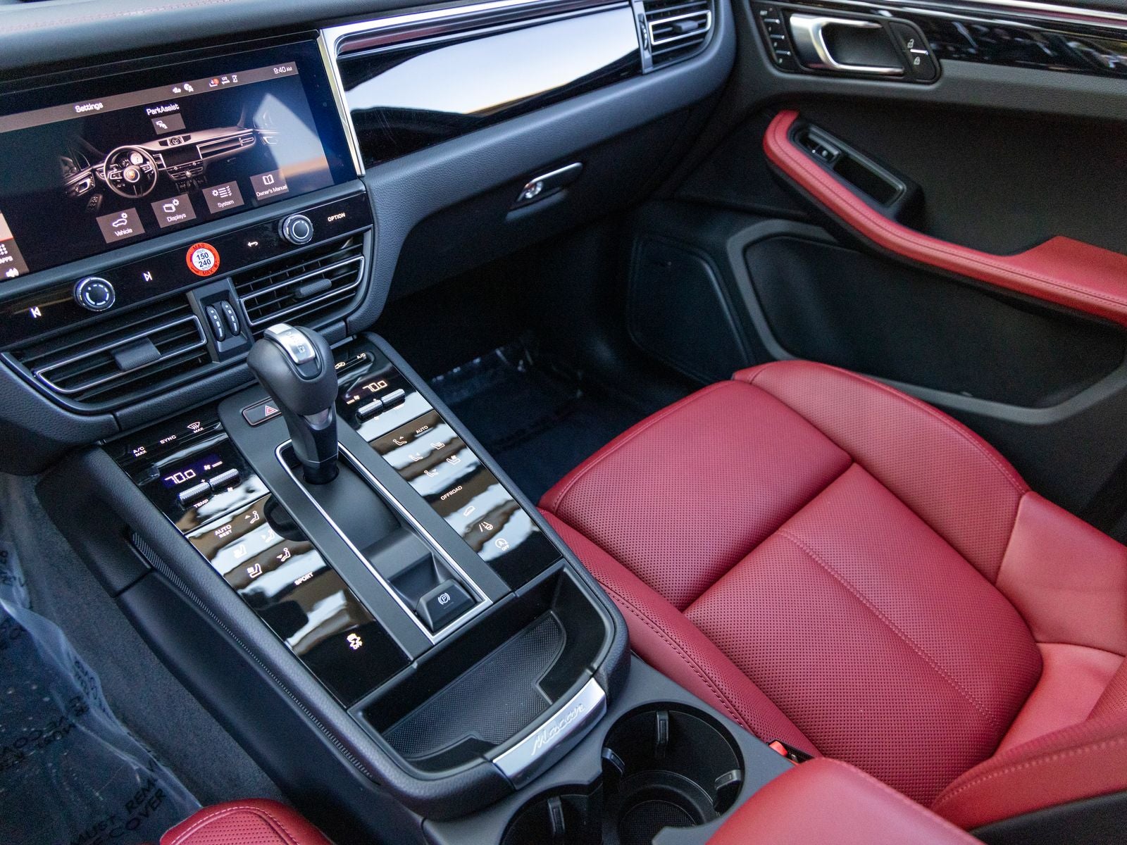 2025 Porsche Macan Macan