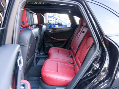 2025 Porsche Macan Macan