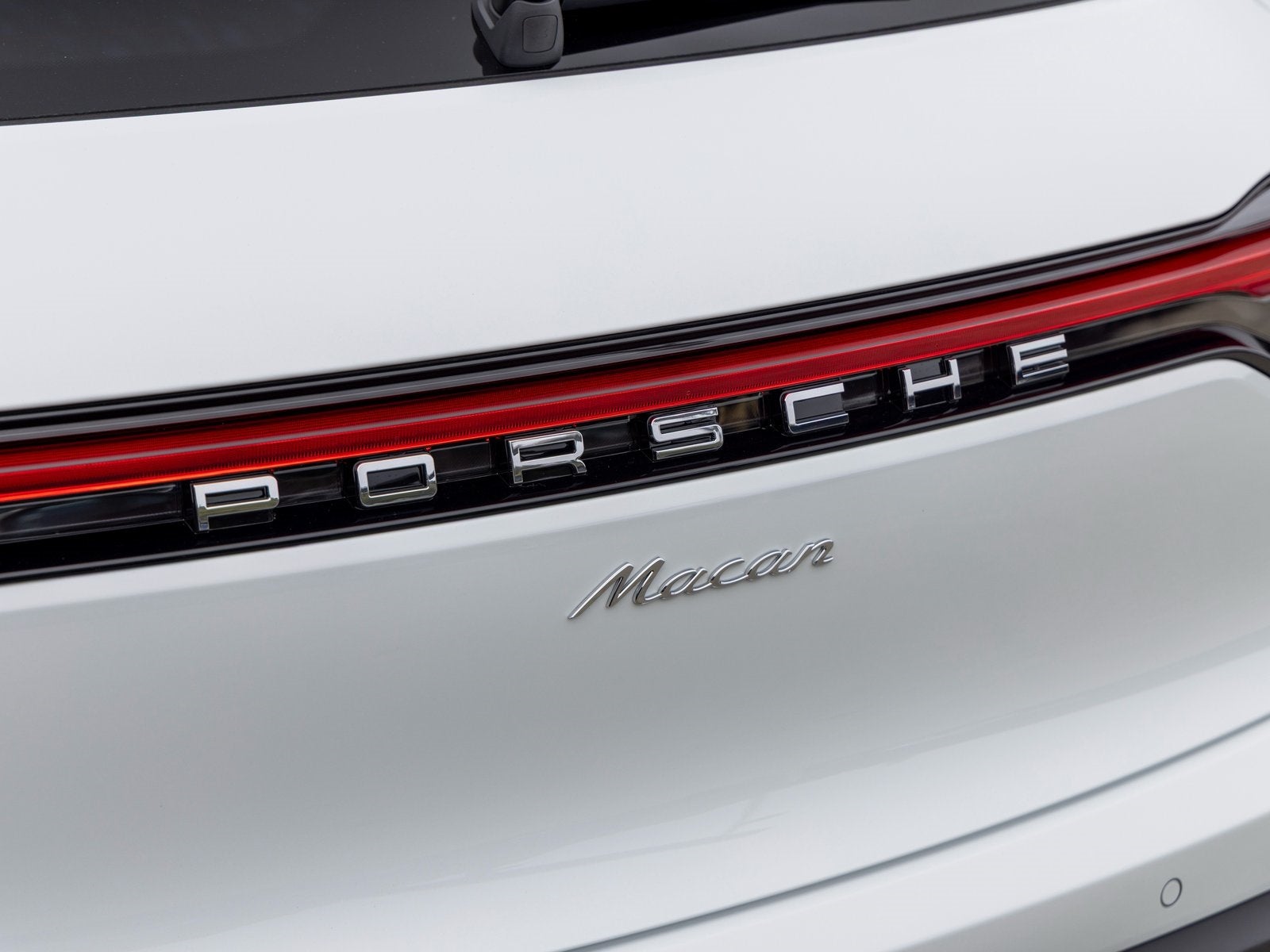 2026 Porsche Macan Macan