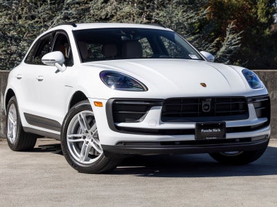 2026 Porsche Macan Macan