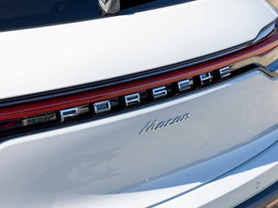 2026 Porsche Macan Base