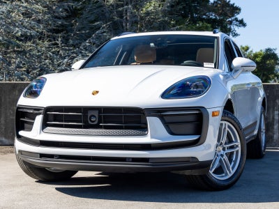 2026 Porsche Macan Base