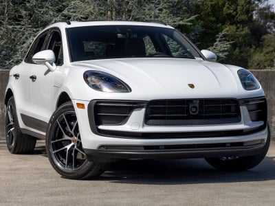 2026 Porsche Macan Macan