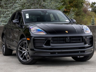 2026 Porsche Macan Macan