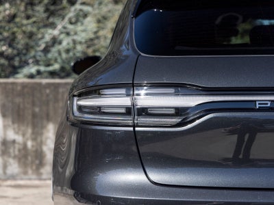 2023 Porsche Macan Macan (MY23)