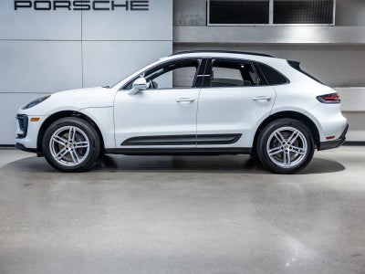 2024 Porsche Macan Base