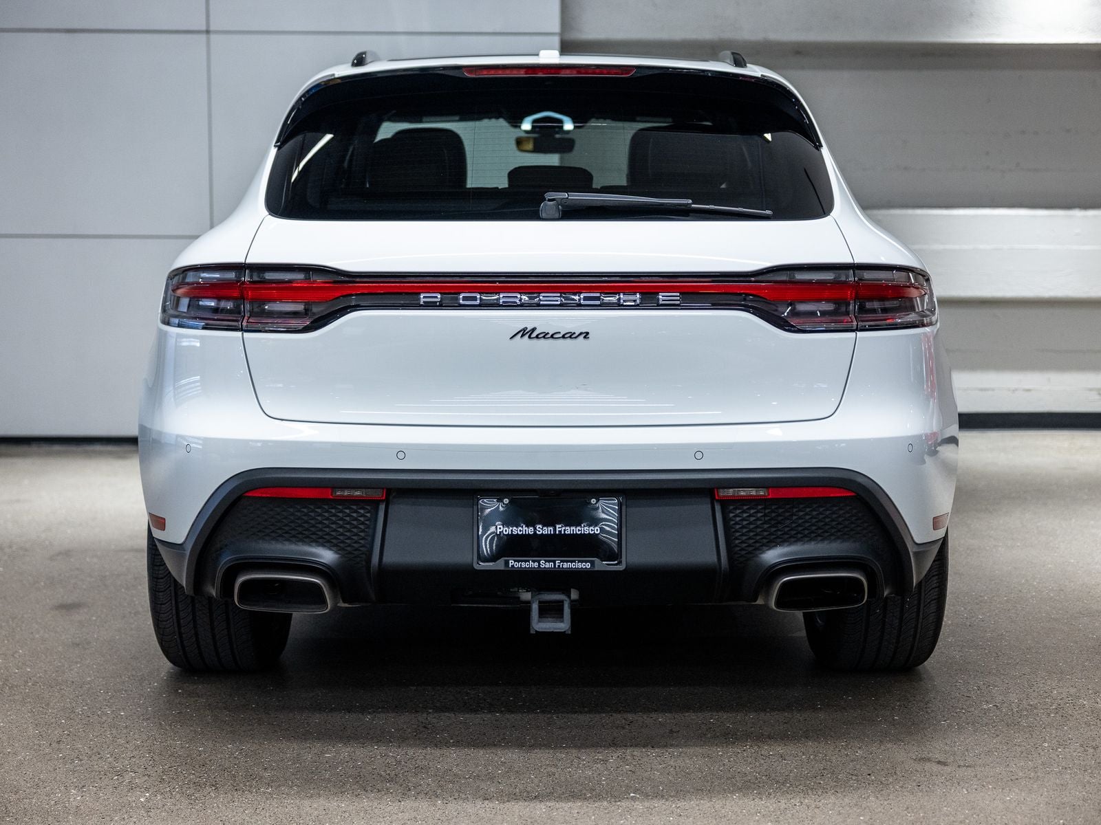 2024 Porsche Macan Base