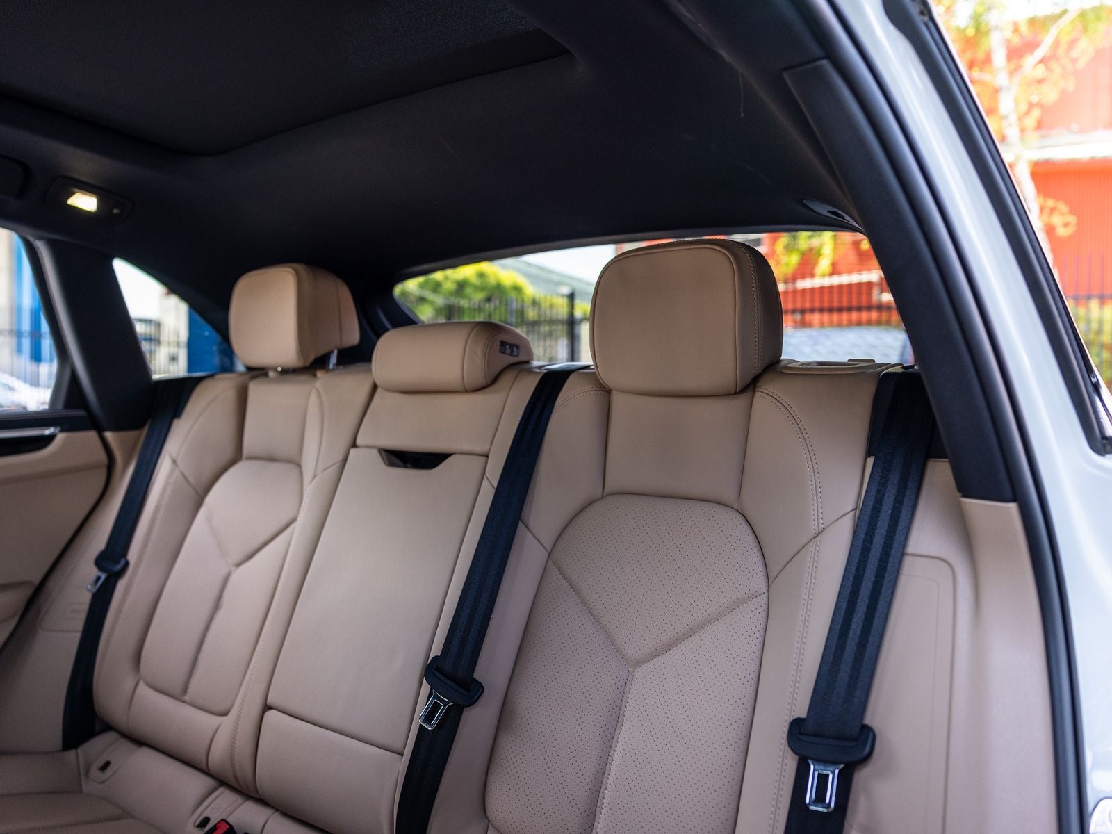 2024 Porsche Macan Base