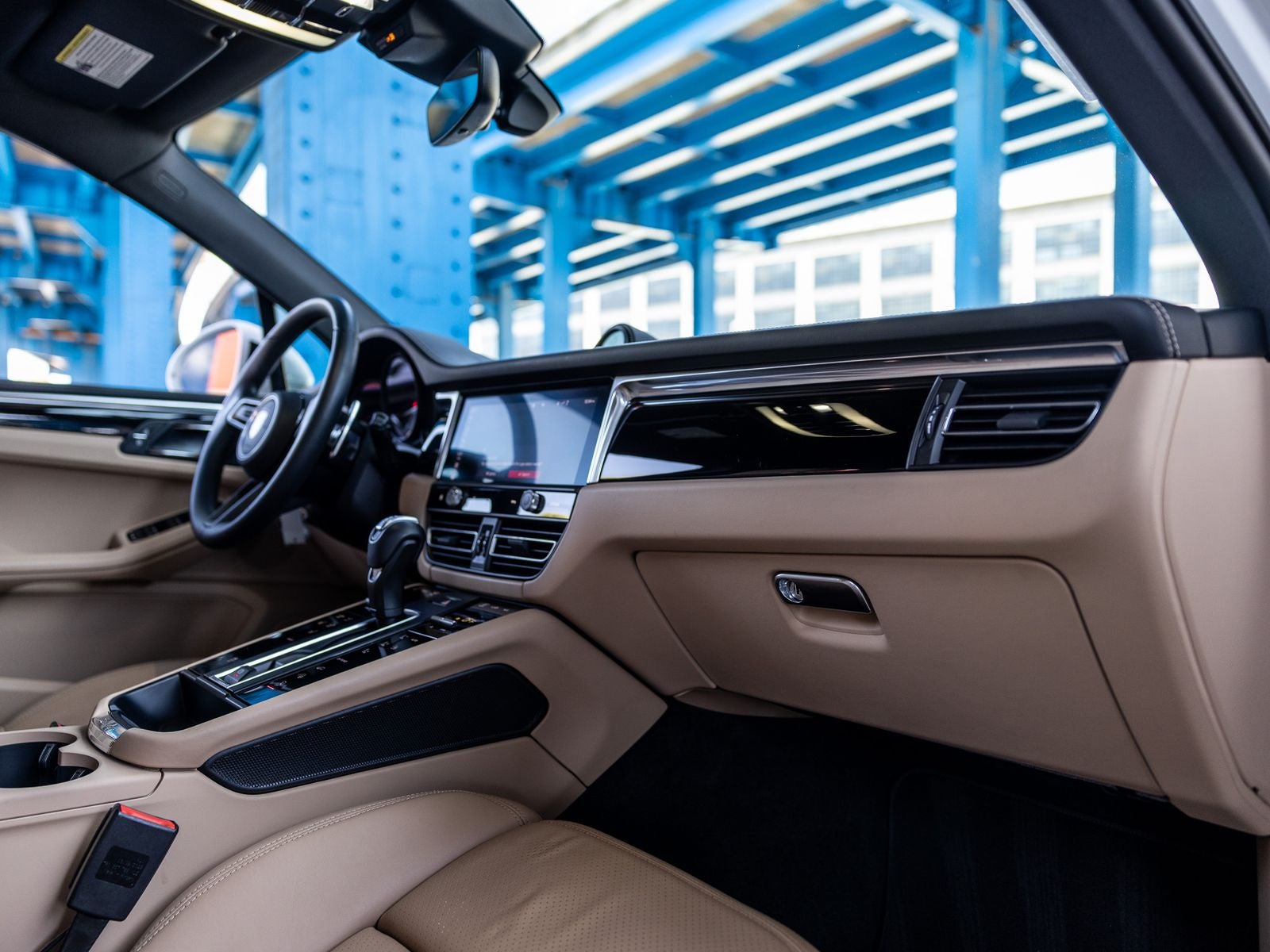 2024 Porsche Macan Base