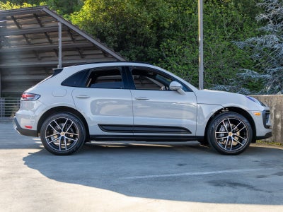2024 Porsche Macan Macan (MY24)