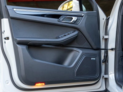 2024 Porsche Macan Macan (MY24)