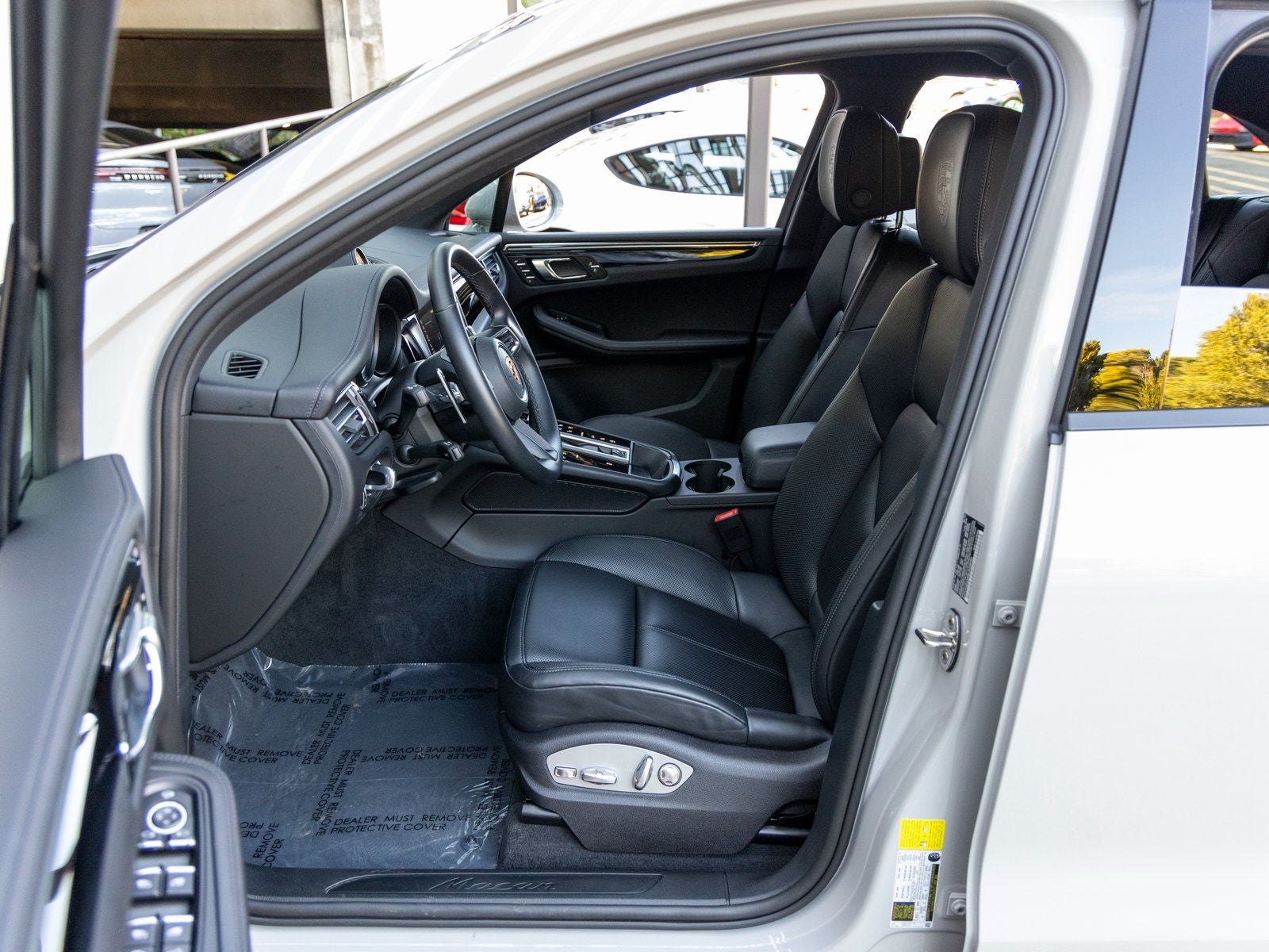 2024 Porsche Macan Macan (MY24)