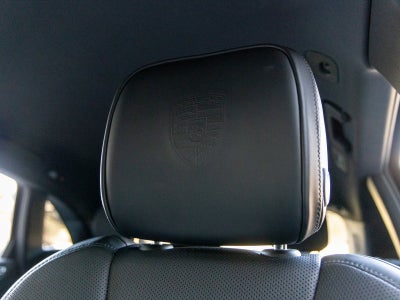 2024 Porsche Macan Macan (MY24)