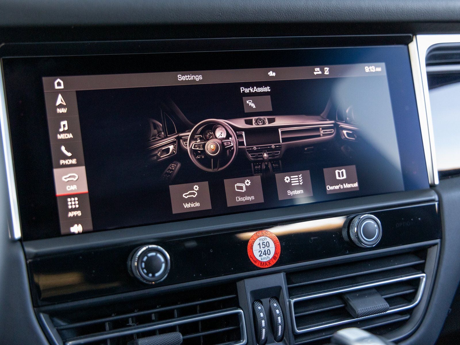 2024 Porsche Macan Macan (MY24)