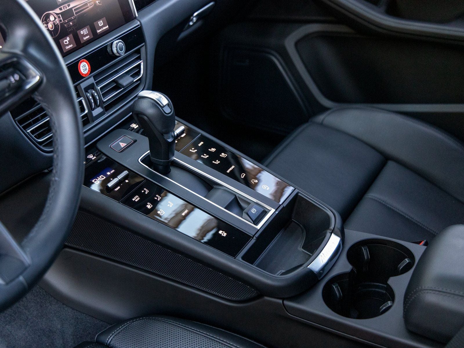 2024 Porsche Macan Macan (MY24)