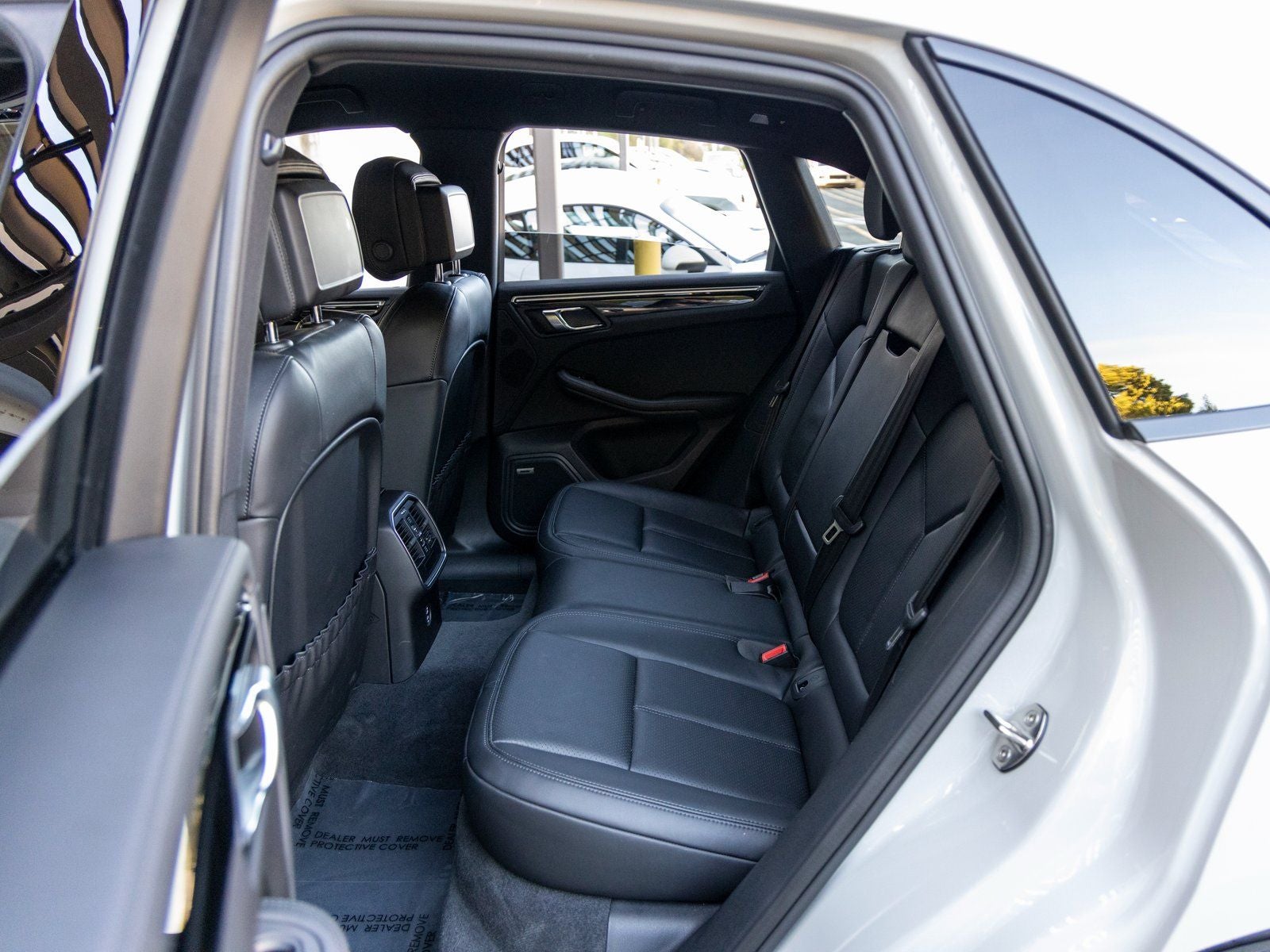 2024 Porsche Macan Macan (MY24)