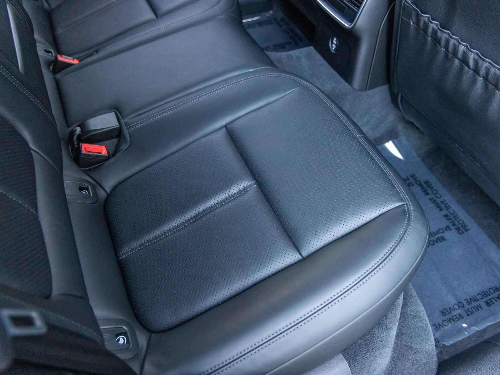 2024 Porsche Macan Macan (MY24)