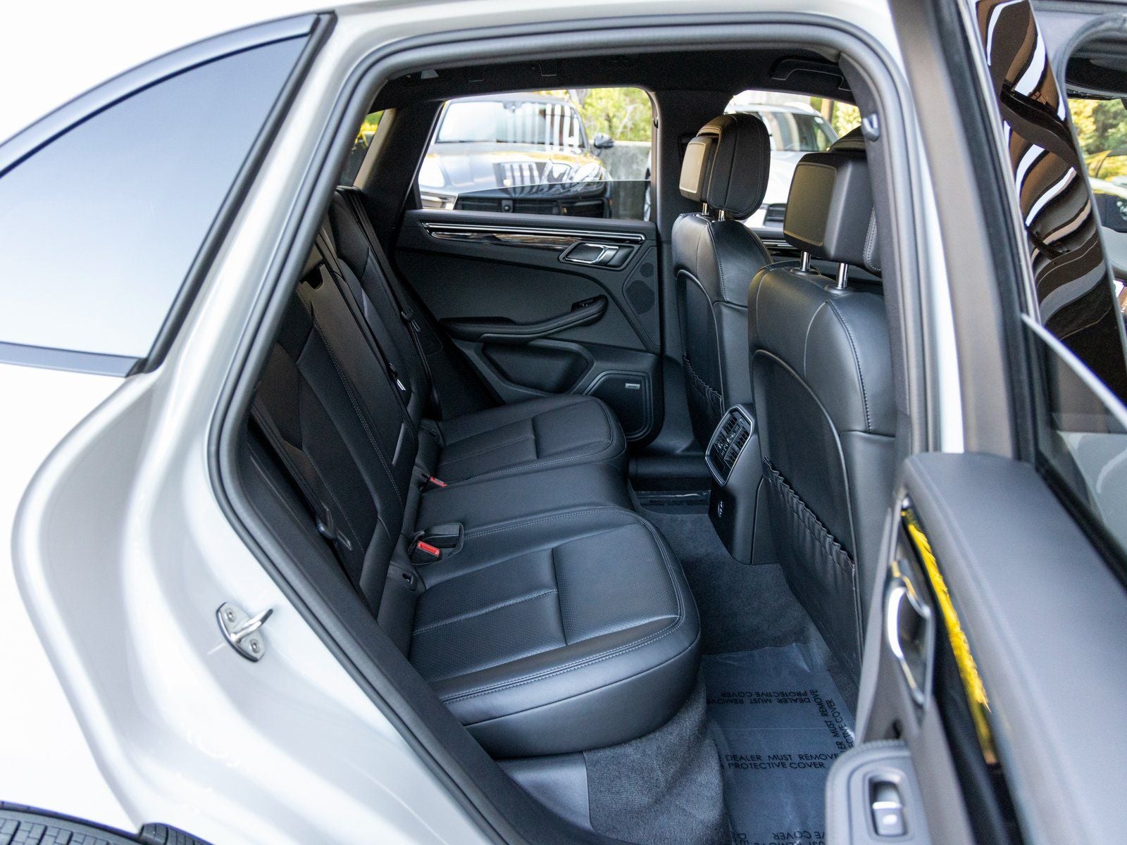 2024 Porsche Macan Macan (MY24)