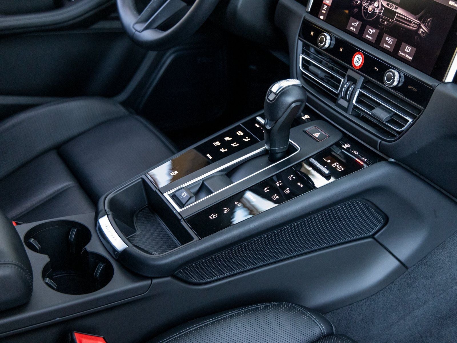 2024 Porsche Macan Macan (MY24)