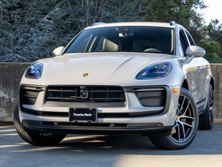 2024 Porsche Macan Macan (MY24)
