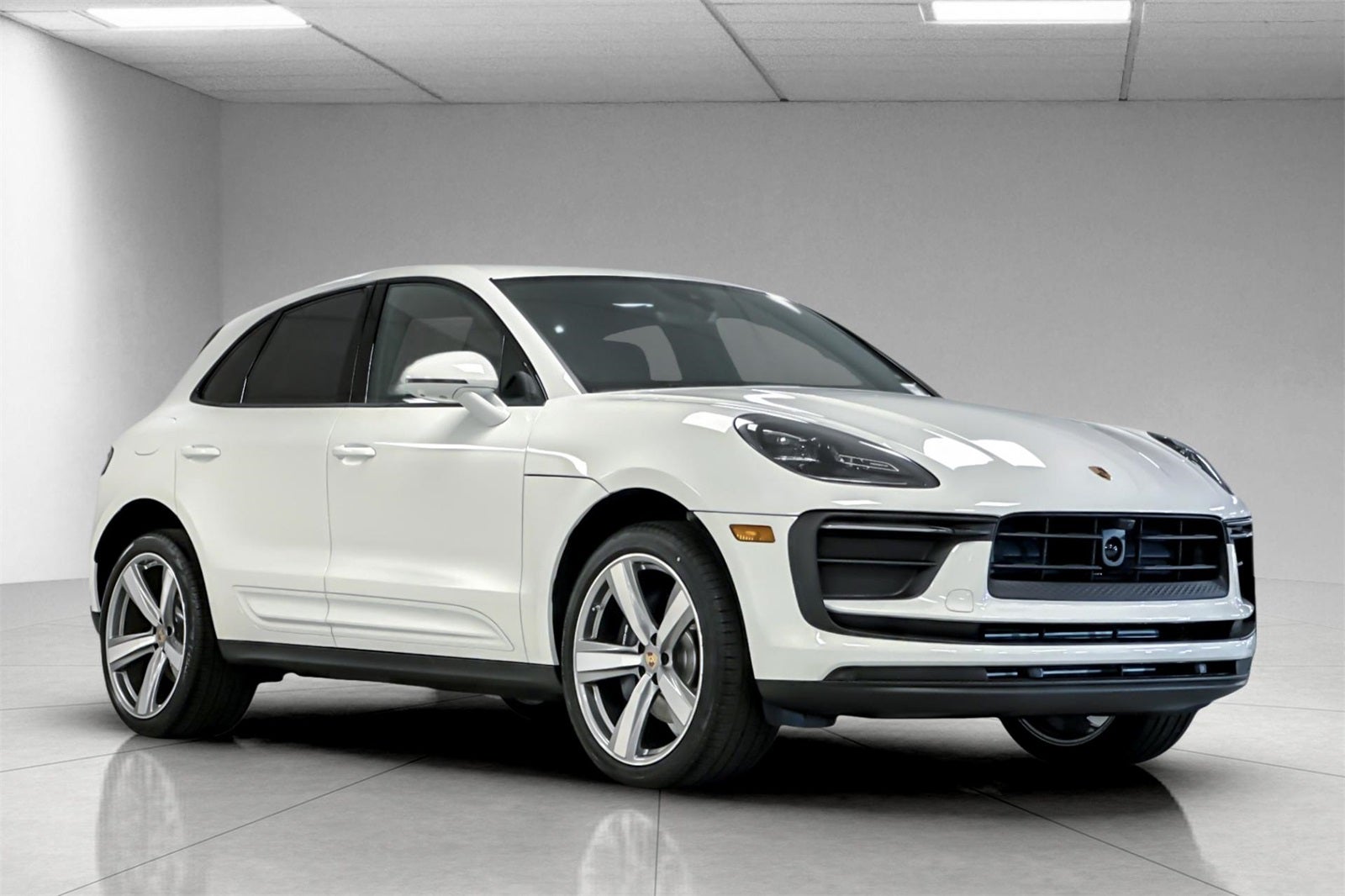 2025 Porsche Macan Macan