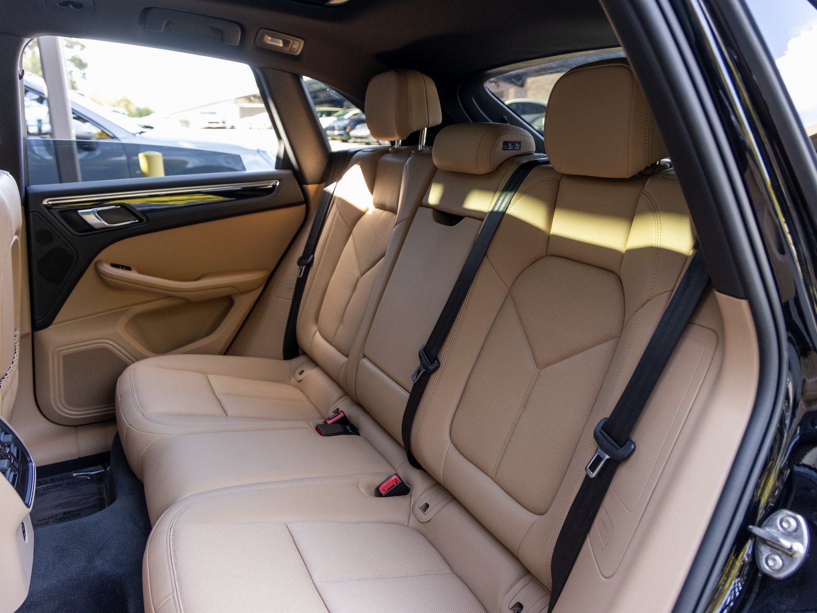 2025 Porsche Macan Macan