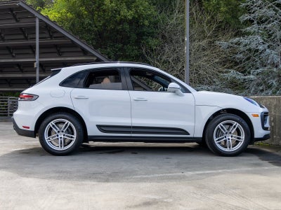 2025 Porsche Macan Macan
