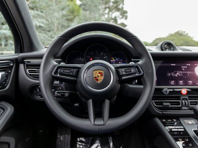 2026 Porsche Macan Macan