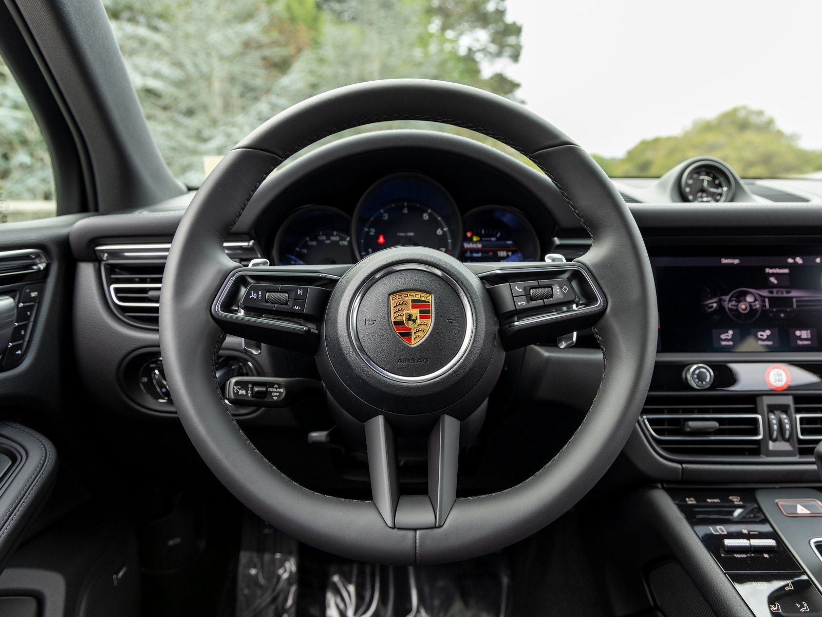 2026 Porsche Macan Macan