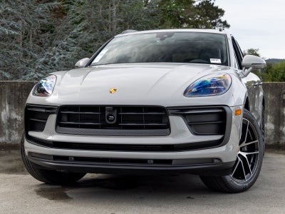 2026 Porsche Macan Macan