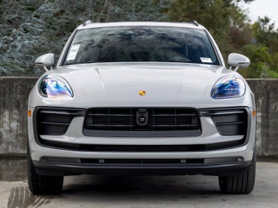 2026 Porsche Macan Macan
