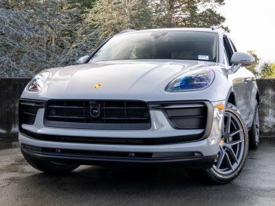 2026 Porsche Macan Macan
