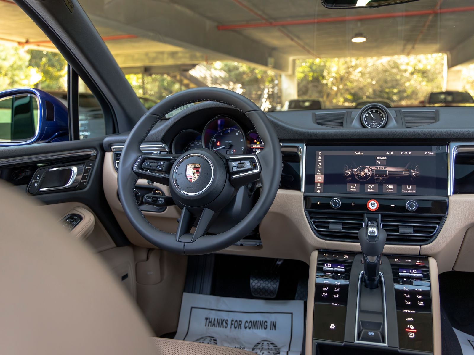 2026 Porsche Macan Base
