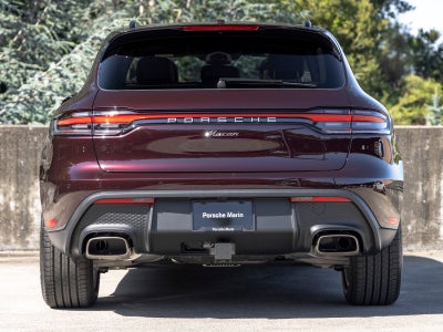 2026 Porsche Macan Base