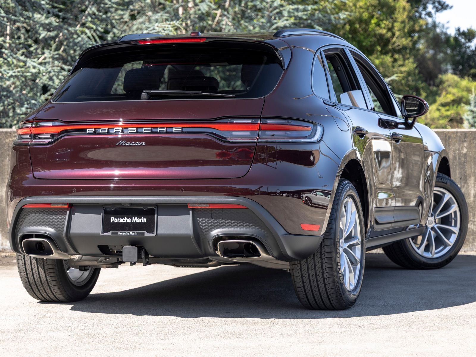 2026 Porsche Macan Base