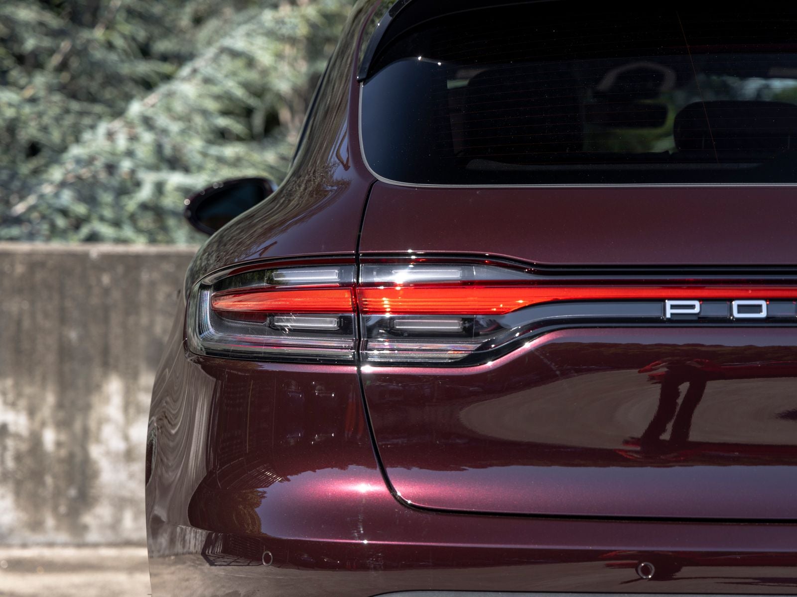 2026 Porsche Macan Base