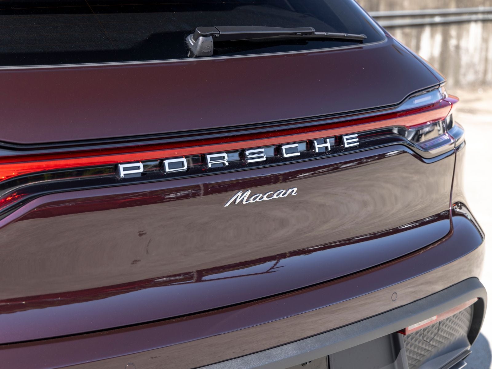2026 Porsche Macan Base