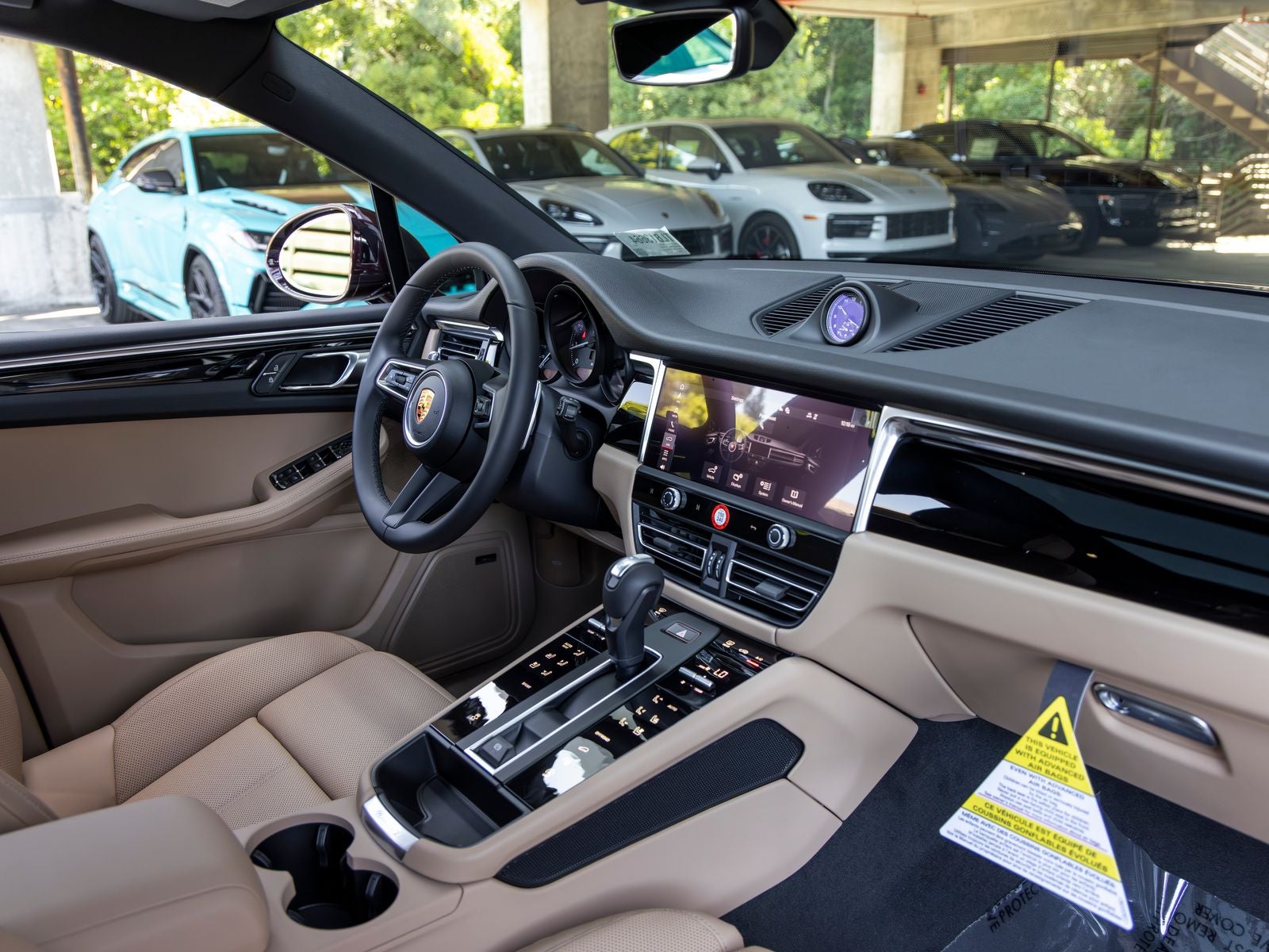 2026 Porsche Macan Base