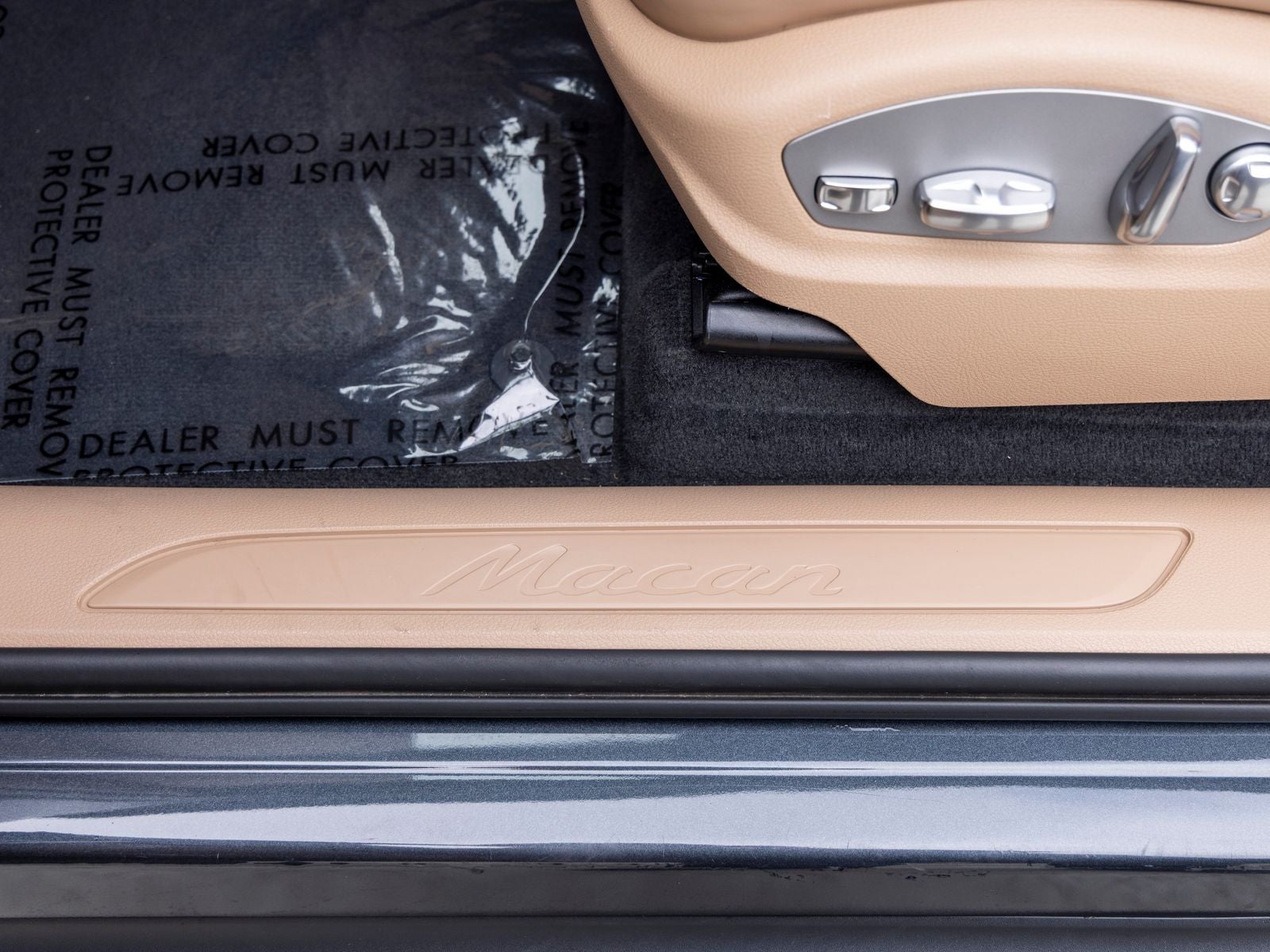 2023 Porsche Macan Macan