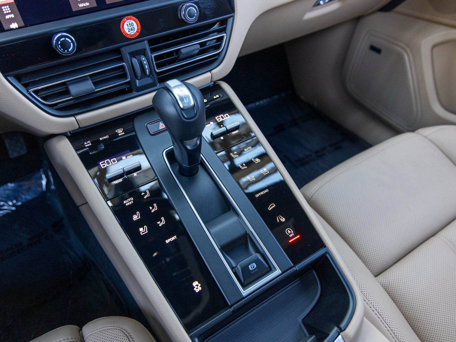 2025 Porsche Macan Macan