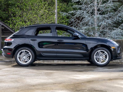 2025 Porsche Macan Macan