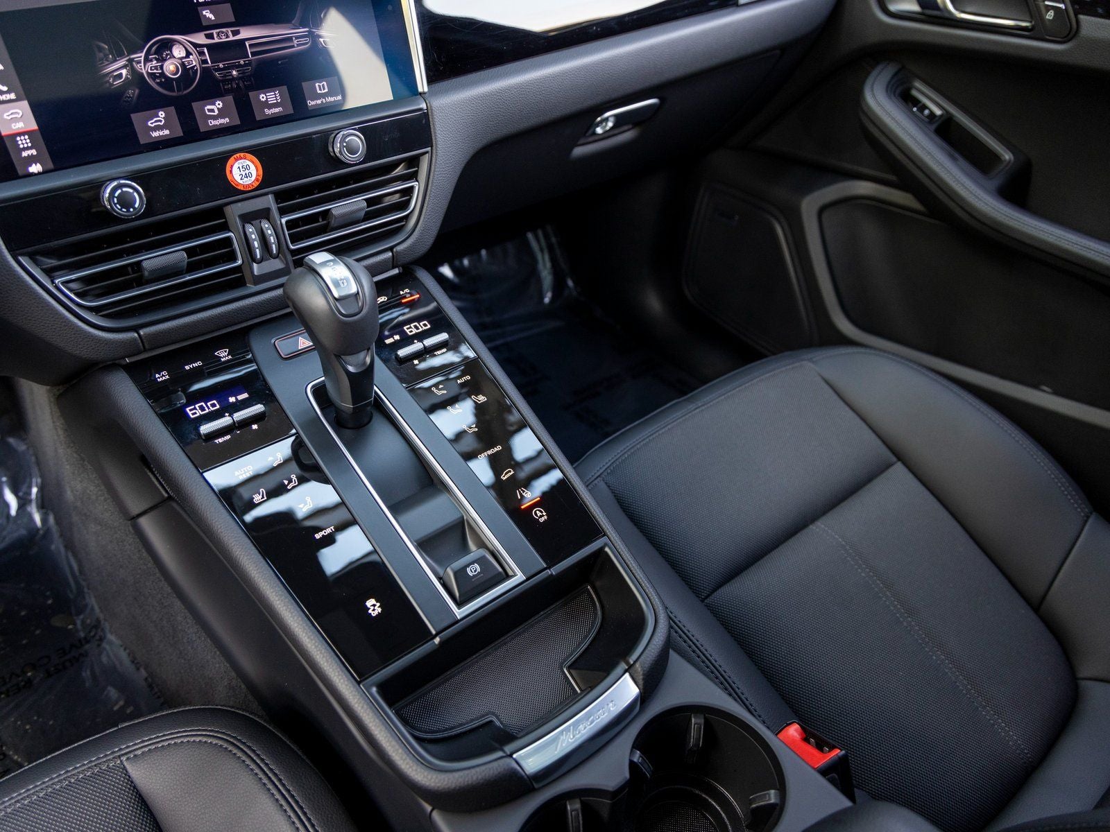 2025 Porsche Macan Macan