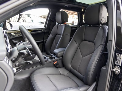 2025 Porsche Macan Macan