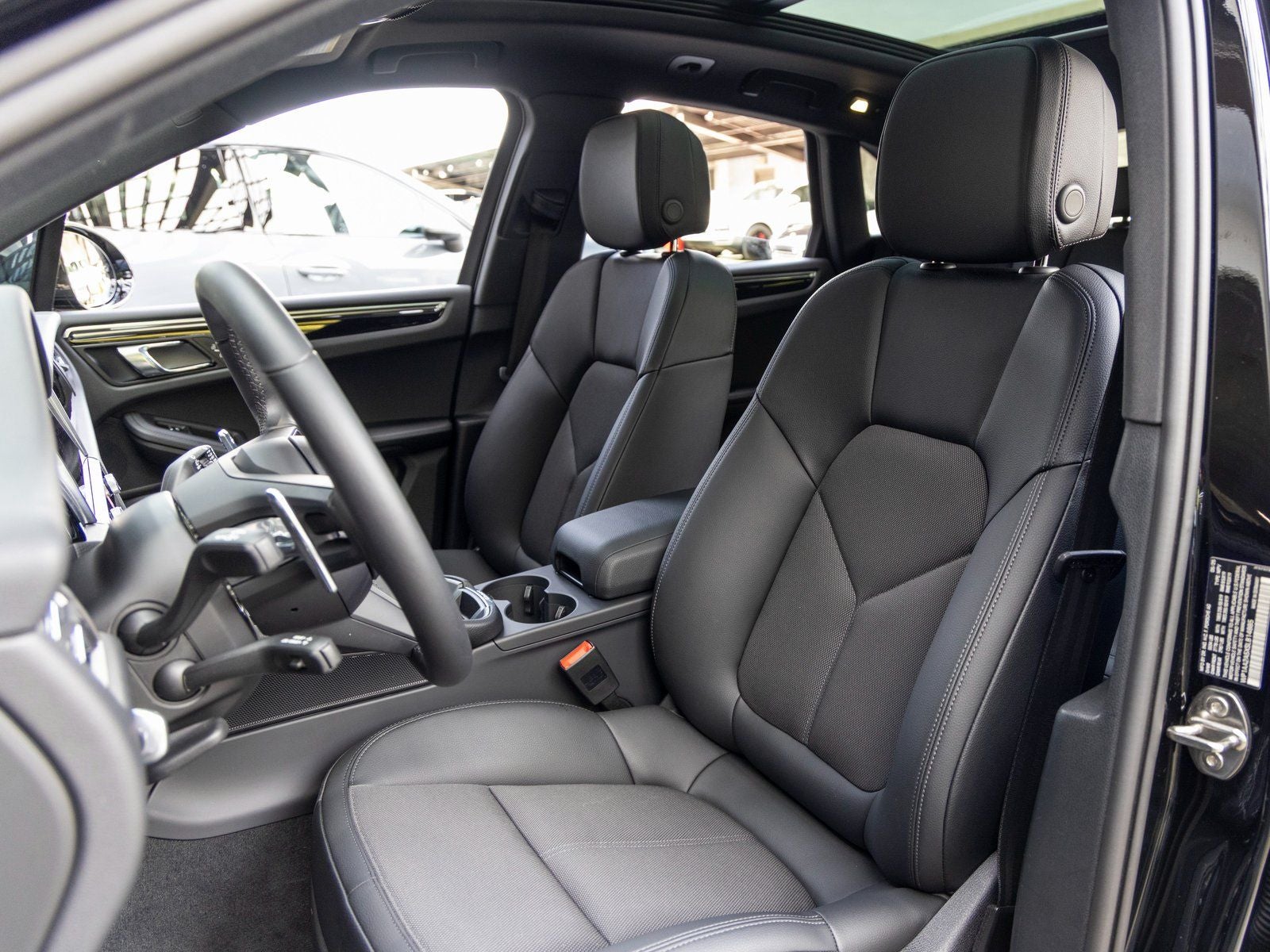 2025 Porsche Macan Macan