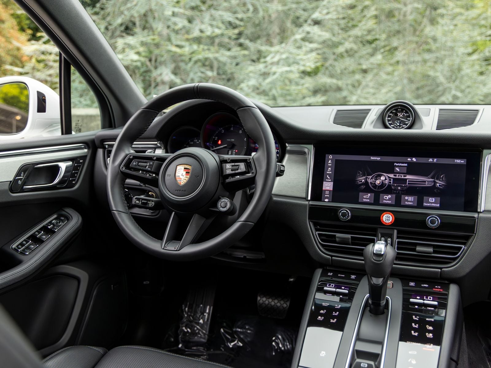 2026 Porsche Macan Macan