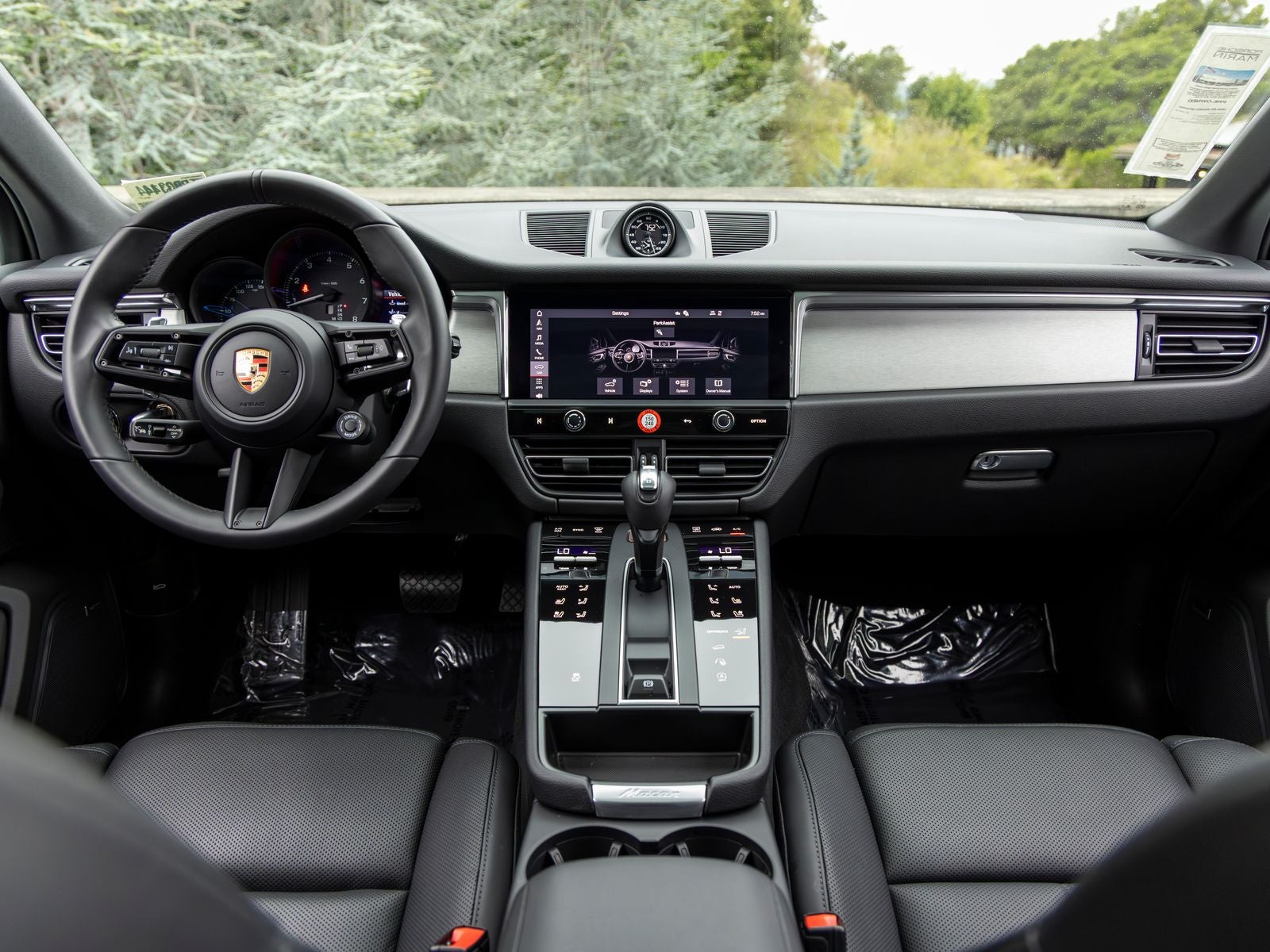 2026 Porsche Macan Macan