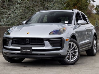 2026 Porsche Macan Base