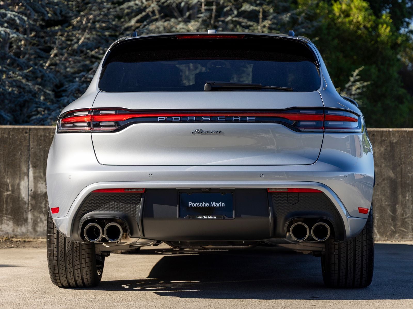 2026 Porsche Macan Base